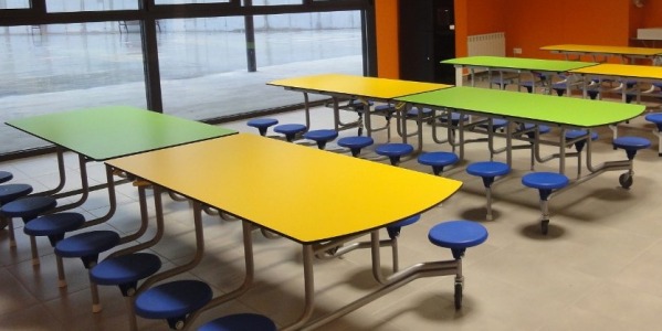 Mesas plegables para comedores escolares