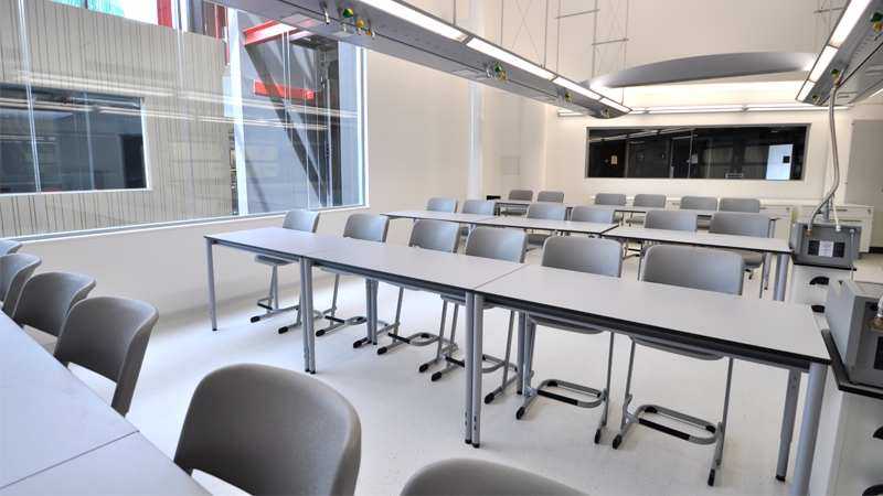 Taburete Lupo Stool con respaldo