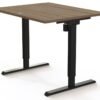 Mesa elevable para aulas y espacios de trabajo modernos. Ergonomía y flexibilidad para educación, oficina y gaming