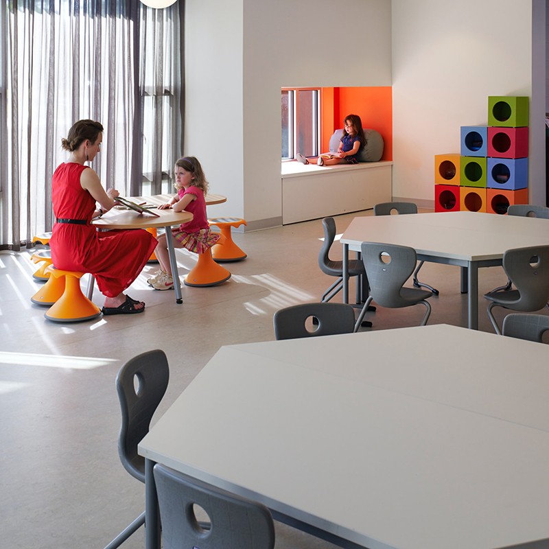 Taburete Hokki regulable