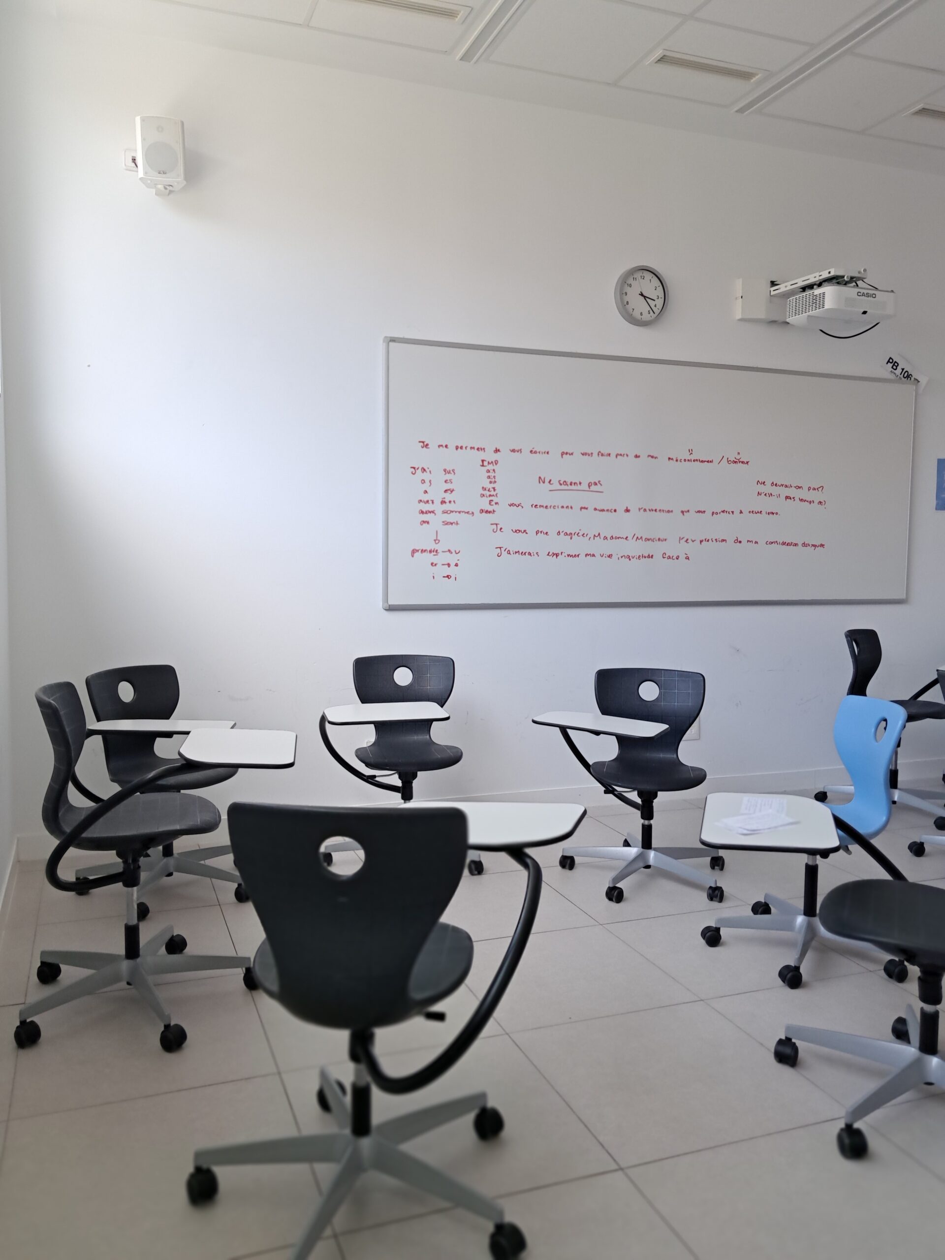 silla con pala para universidades y centros educativos
