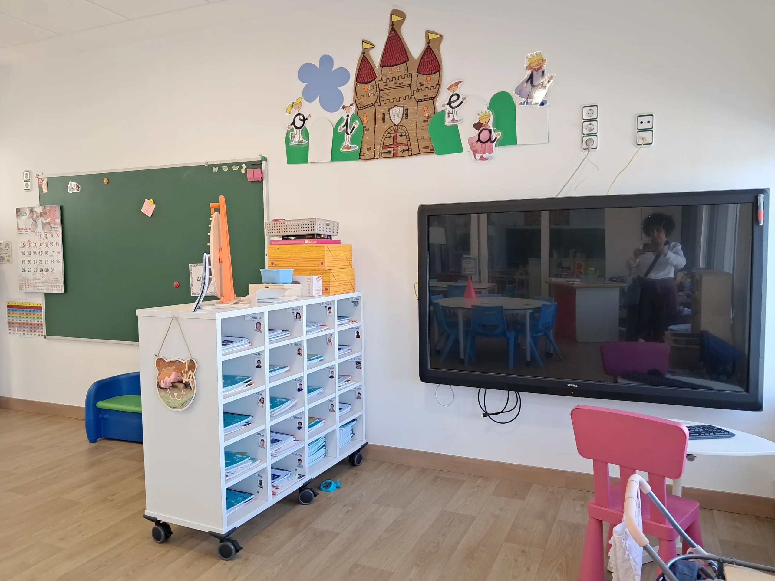mesas para aula de universidad, sillas y mesas ergonómicas