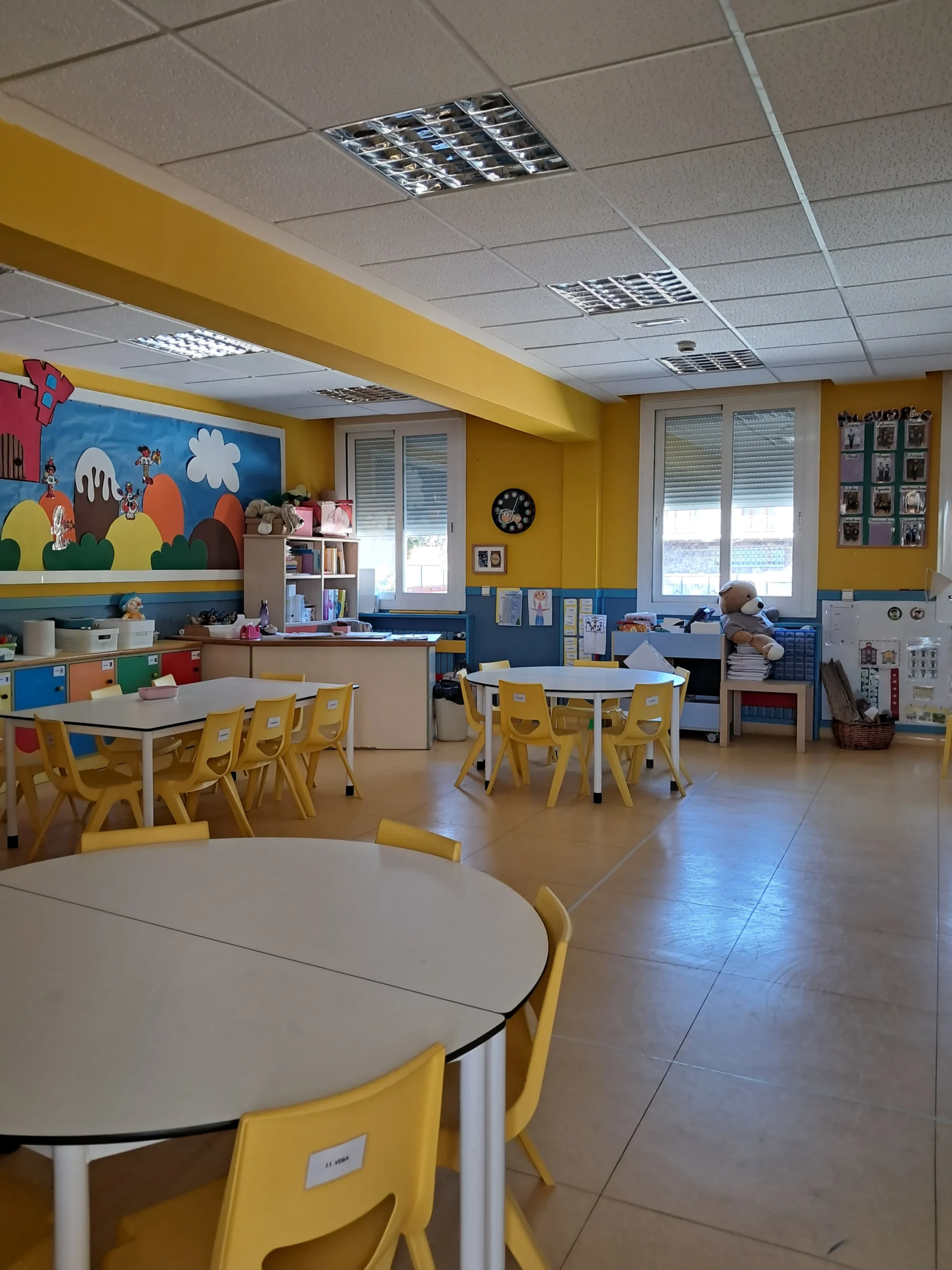 mesas para aula de universidad, sillas y mesas ergonómicas