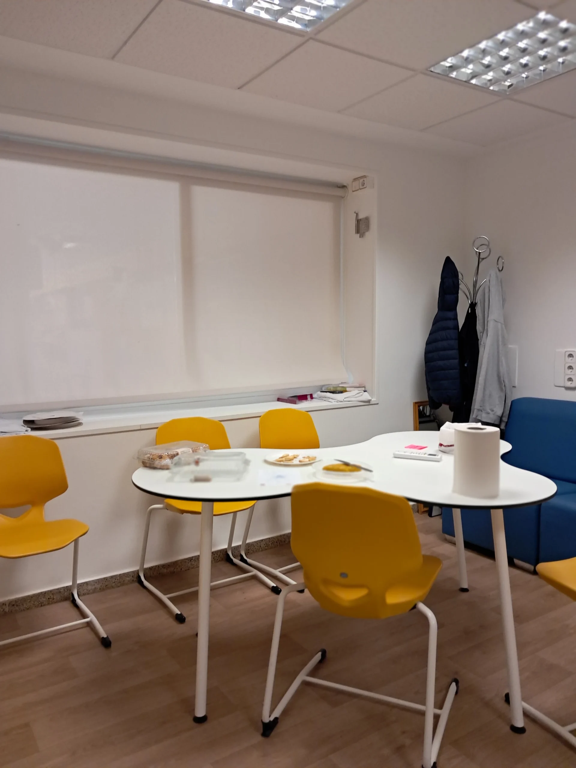 mesas para aula de universidad, sillas y mesas ergonómicas